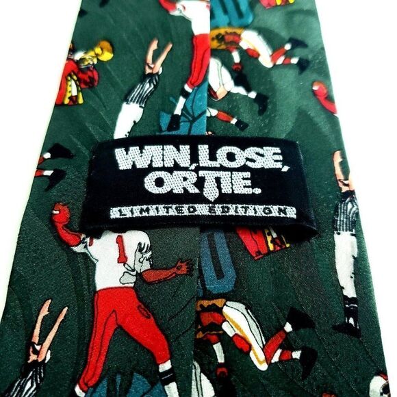 Win Lose Or Tie Limited Edition Green Football Jacquard Print‎ Wide Silk Tie - Picture 3 of 6